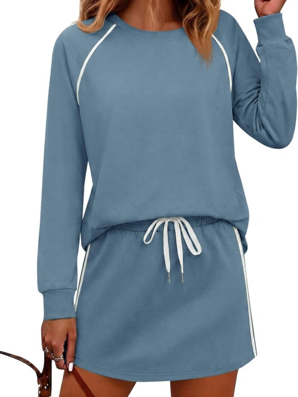 Chic Women's 2-Piece Skirt Set - Fall Tennis Outfit & Vacation Skort Ensemble
